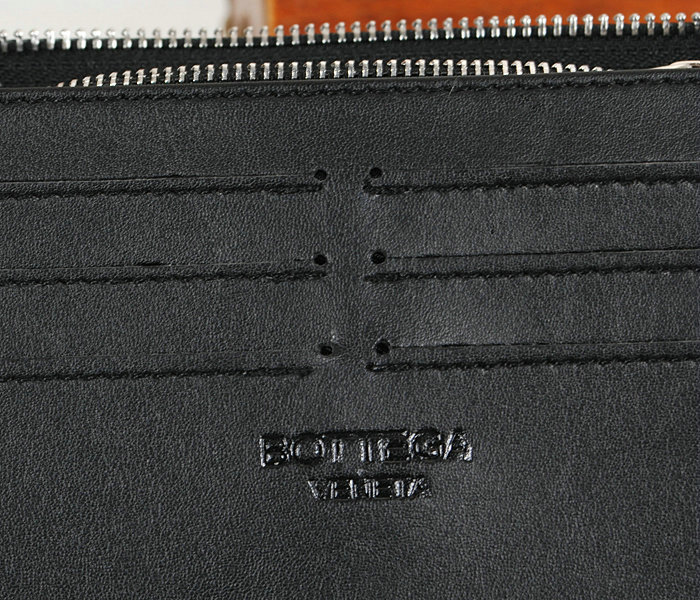 Bottega Veneta intrecciato leather clutch BV6612 black&royalblue